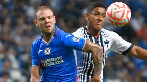 Cruz Azul choca contra Monterrey por la ida de cuartos de final.