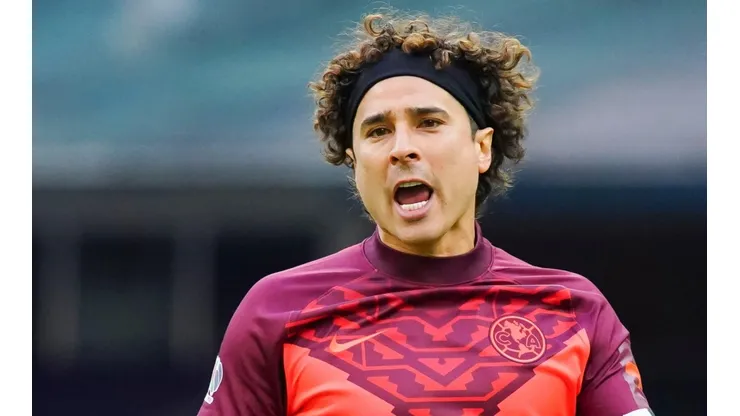 El futuro de Guillermo Ochoa es una incógnita.