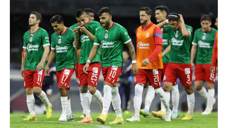 Así formaría Chivas ante Puebla.