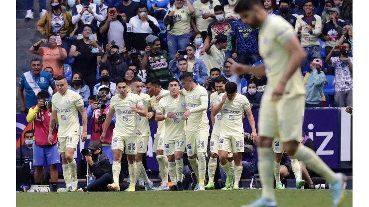 Las Águilas están cerca de retener a una figura.