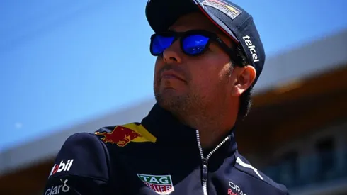 Checo Pérez deja un mensaje a Charles Leclerc y Ferrari.