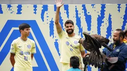 Jurgen Damm y Néstor Araujo en su presentación con el América.