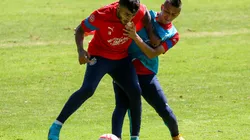 Alexis Vega y Roberto Alvarado en un entrenamiento de Chivas.