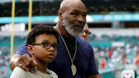 VIDEO: El increíble poder de Mike Tyson con sus 56 años