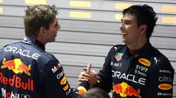 Verstappen felicita a Pérez por su triunfo en Singapur.