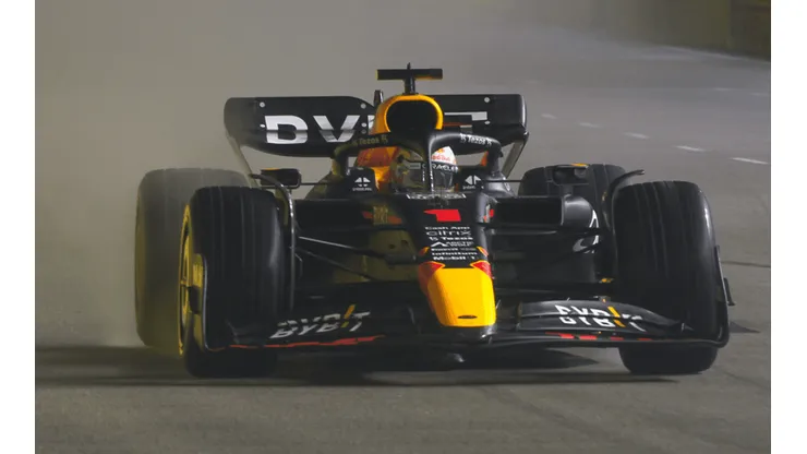 El inicio del GP de Singapur de la F1 2022 se demoró más de una hora