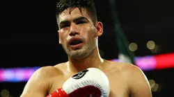 El Zurdo Ramírez tundió a Dmitry Bivol al compararlo con un veterano peleador.