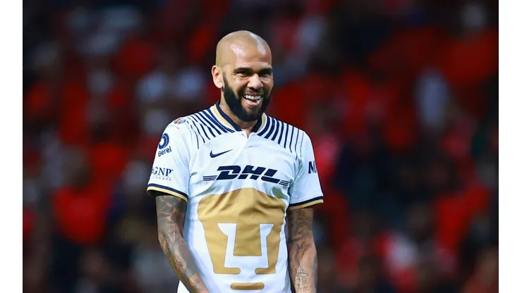Dani Alves no está lesionado tras el nuevo reporte de Pumas.