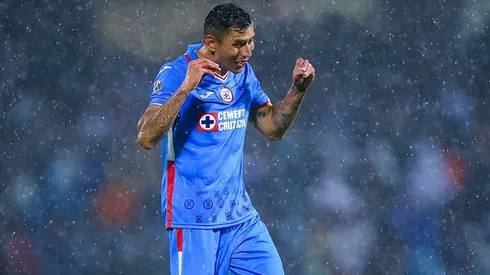 Julio César Domínguez habló de su futuro en Cruz Azul.