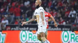 Toluca, Estado de Mexico, 10 de septiembre de 2022. Dani Alves en reclamo, durante el partido de la jornada 14 del torneo Apertura 2022 de la Liga BBVA MX, entre los Diablos Rojos del Toluca y los Pumas de la UNAM, celebrado en el estadio Nemesio Diez. Foto: Imago7/ Rafael Vadillo