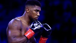 Un excampeón le pidió a Anthony Joshua quitarse del medio para enfrentar él a Tyson Fury
