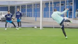 Marcelo Flores espera recuperar la titularidad en el Real Oviedo