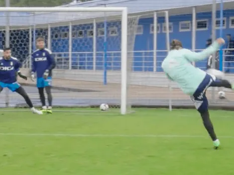 VIDEO | Marcelo Flores se luce con un golazo de volea