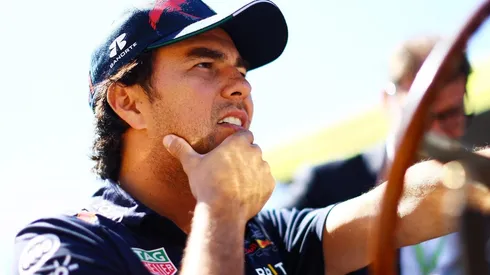 Checo mira con un ojo a 2022 y otro a 2023.