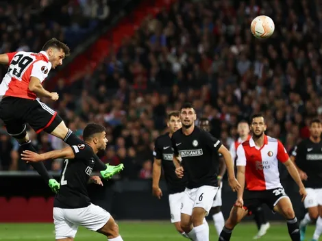 La UEFA se pronunció sobre los goles de Santi Giménez con el Feyenoord