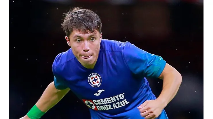 Rodrigo Huescas habla de la actualidad de Cruz Azul.