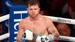 El insólito error de Canelo Álvarez en rueda de prensa que generó la burla de sus detractores