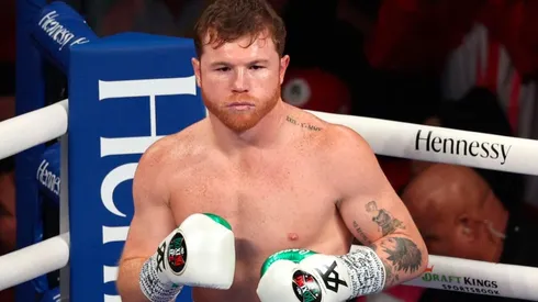 El insólito error de Canelo Álvarez en rueda de prensa que generó la burla de sus detractores