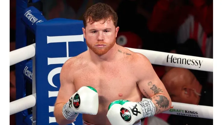 El insólito error de Canelo Álvarez en rueda de prensa que generó la burla de sus detractores