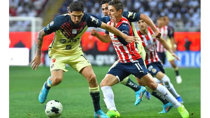 Diego Valdés ante Chivas en el clásico del torneo Clausura 2022.