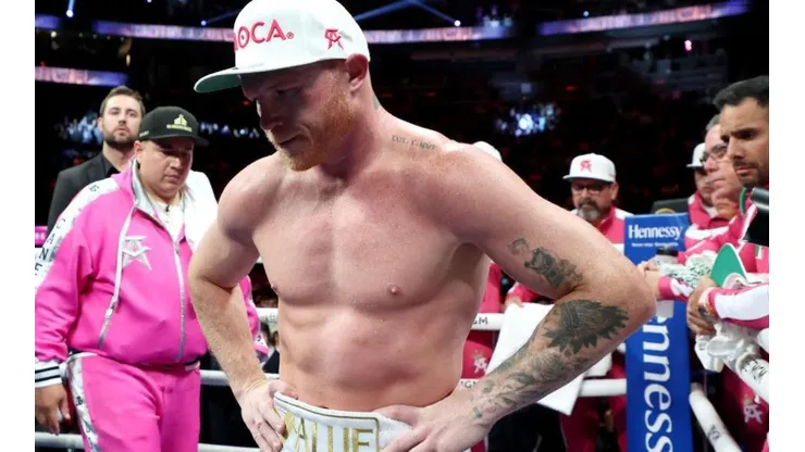Canelo Álvarez recibe un advertencia de dos leyendas del boxeo mexicano.