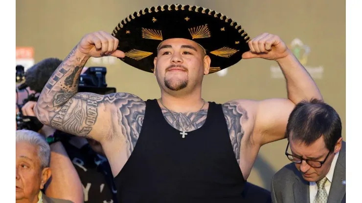 Padre de Andy Ruiz advierte a Deontay Wilder sobre su hijo.