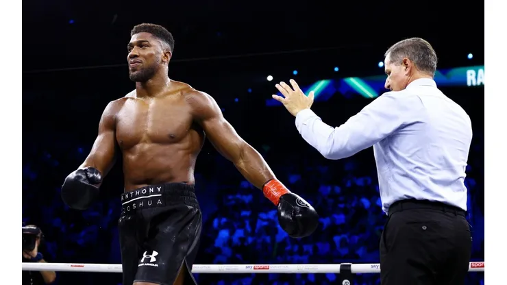 Anthony Joshua tiene un ultimátum para decidir si enfrentará o no a Tyson Fury