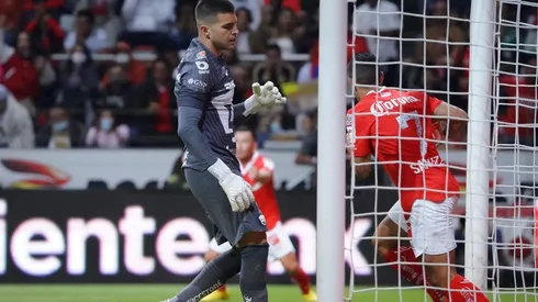 Julio González tuvo una falla importante en el segundo gol de Toluca