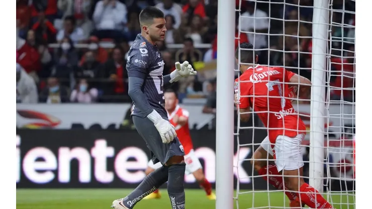 Julio González tuvo una falla importante en el segundo gol de Toluca