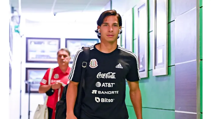 Lainez fue titular en la victoria ante el Malmö en la Europa League