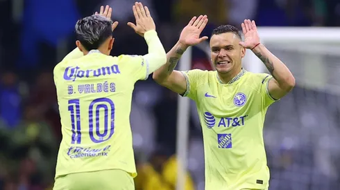 Jonathan Rodríguez y Diego Valdés hicieron los primeros goles ante Atlético de San Luis.