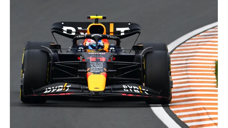 Checo Pérez largaría último en Monza por esta razón