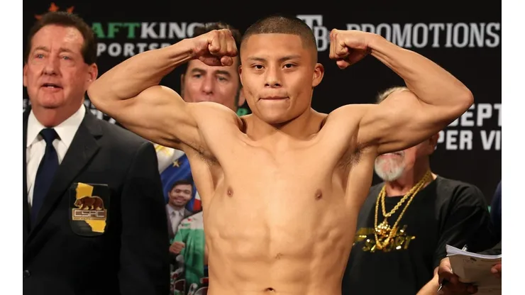 Isaac Cruz se robó la noche en Los Angeles con un nocaut brutal sobre Eduardo Ramírez