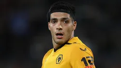 Se lesionó Raúl Jiménez