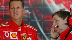 Todt junto a Michael Schumacher en el Gran Premio de Malasia 2004.