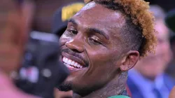Jermell Charlo presumió un súper carro junto a todos sus cinturones