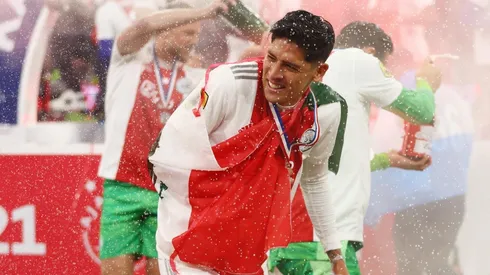 Decisión tomada: Ajax le comunicó a Edson qué hará con su ficha