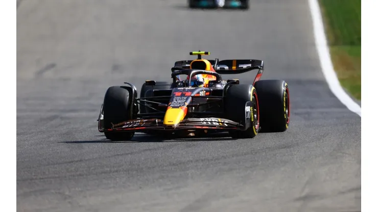 Checo, maltratado por los expertos de la Formula 1