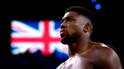 Anthony Joshua mudaría de país como primer paso para reconstruir su carrera