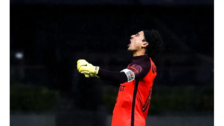 Memo Ochoa América Apertura 2022