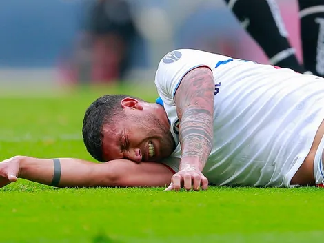 ¿Cirugía o no? Cruz Azul evalúa qué hacer con Juan Escobar