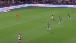 Santi Giménez hizo su primer gol en la Eredivisie