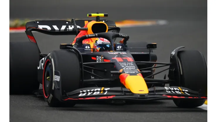 Checo consiguió el puesto 12 y 10 de las prácticas en Bélgica