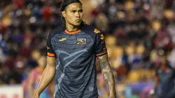 Gullit Peña continuará su carrera en Honduras