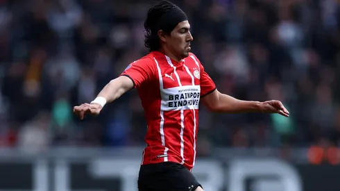 Erick Gutiérrez tendrá que enfrentar al Arsenal