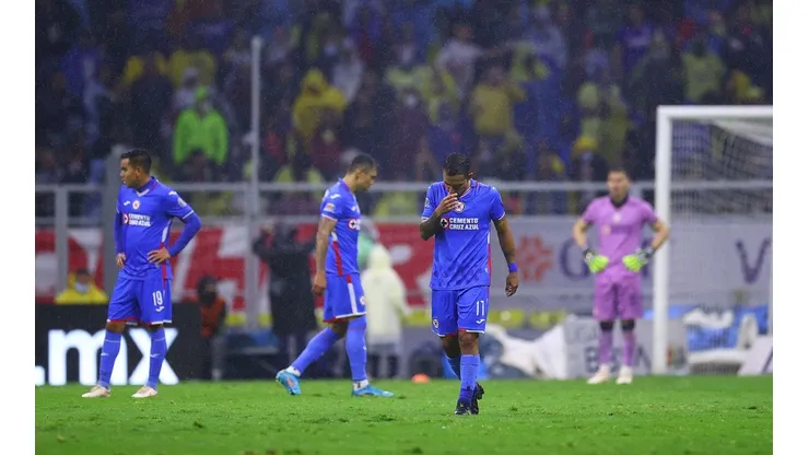 Cruz Azul vive días difíciles tras la goleada en el Clásico Joven