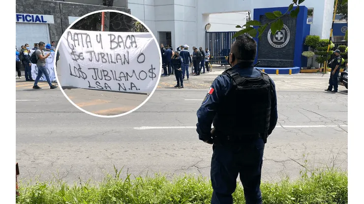 El plantel de Cruz Azul fue hostigado por sus simpatizantes en La Noria.