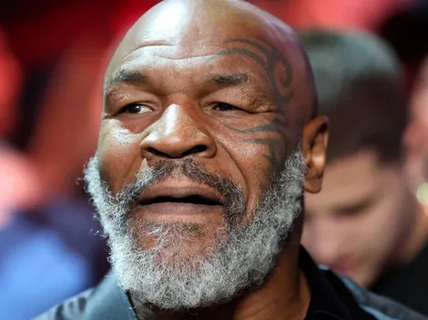 La afección que obliga a Mike Tyson a movilizarse asistido por un bastón o silla de ruedas