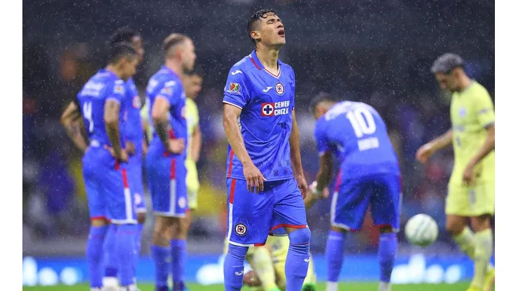 Verzi marca a los culpables de la goleada.