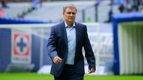 CIUDAD DE MEXICO, MEXICO - AGOSTO 14: Diego Aguirre, Director Tecnico del Cruz Azul durante el juego de la jornada 8 del Torneo Apertura 2022 de la Liga BBVA MX en el Estadio Azteca el 14 de Agosto de 2022 en la Ciudad de Mexico, Mexico. (Foto: Mauricio Salas/JAM MEDIA)